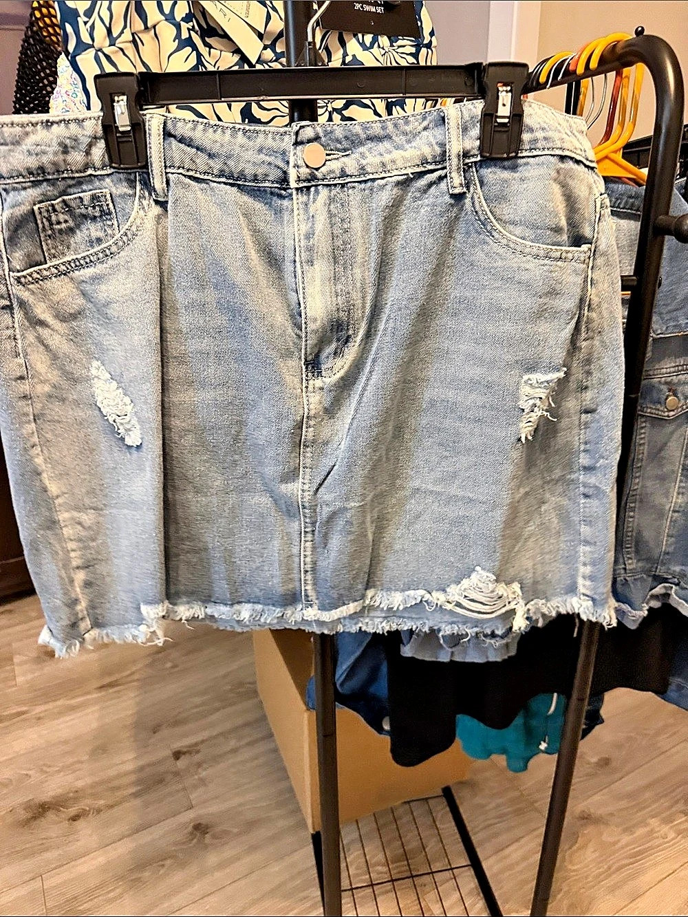 Distressed Denim Jean Skirt in Blue Size XXL